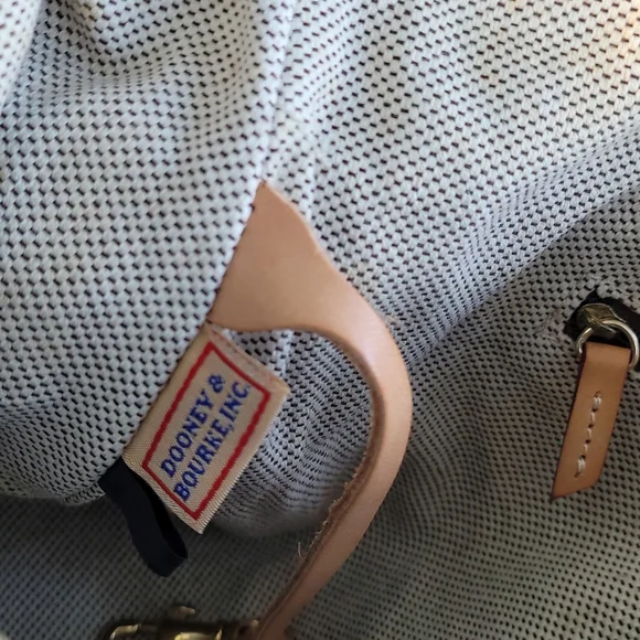 ‼️SOLD‼️ Vintage Dooney & Bourke AWL2 Grass Green Slouch Bag - Picture 10 of 12